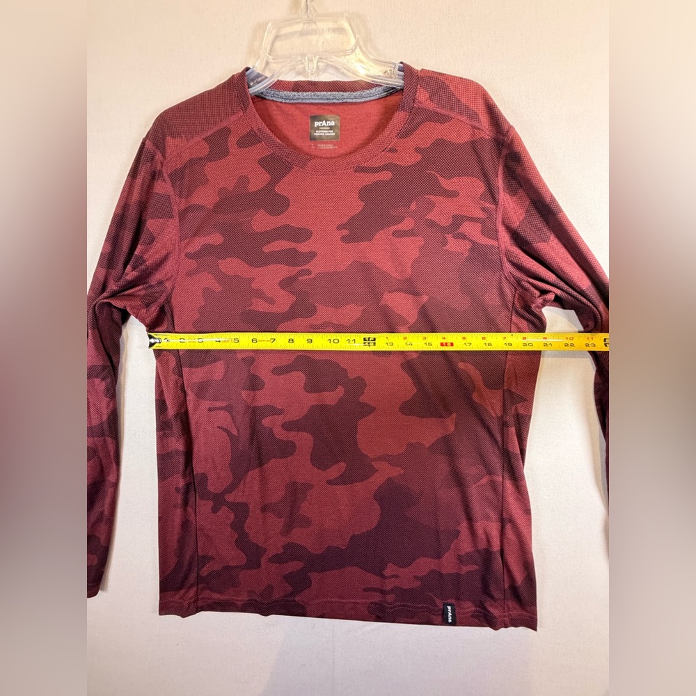 prAna Prospect Heights Men’s Large Maroon Camo Long Sleeve Shirt - Picture 9 of 9